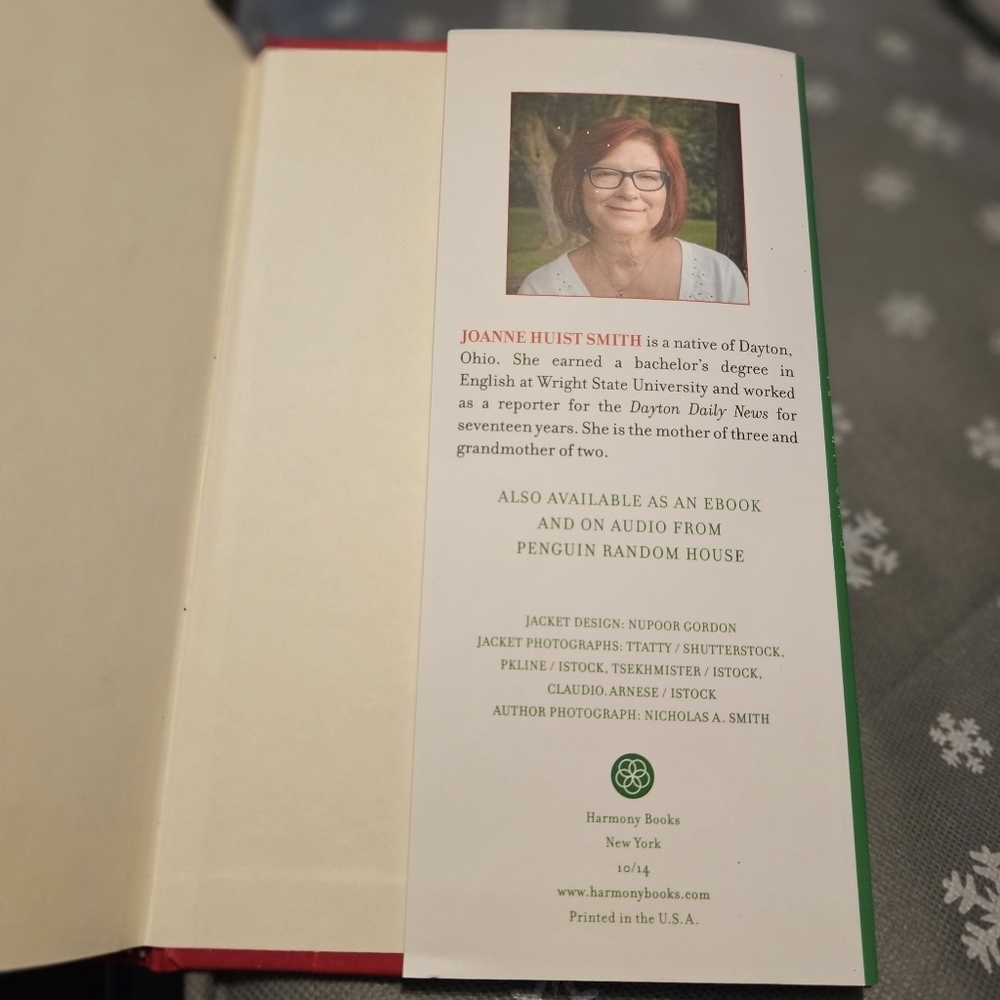 ⭐️40% Off⭐️ The 13th Gift - Book by Joanne Huist Smith - Picture 3 of 4